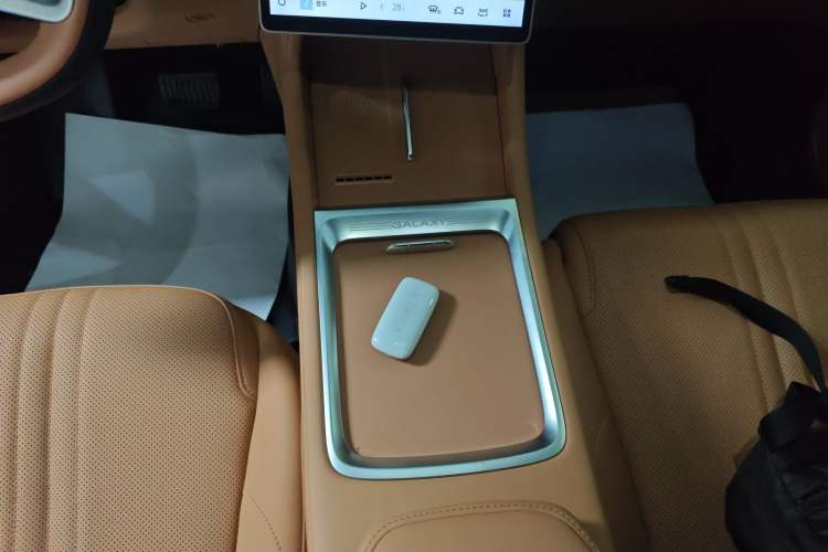 Used Geely Galaxy L7 2025 EM-i 115km Exploration+ Edition