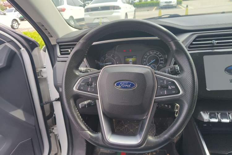 Used Ford Territory 2019 EcoBoost 145 CVT Platinum Edition China VI compliant Steering Wheel
