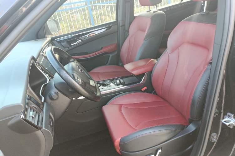 Used SWM G05 2022 PRO 1.5T DCT Luxury Model 7 Seats