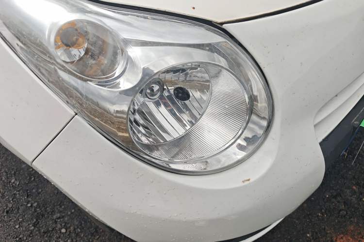 Used Suzuki Alto 2010 1.0L Automatic Cool Edition Right Front Headlight