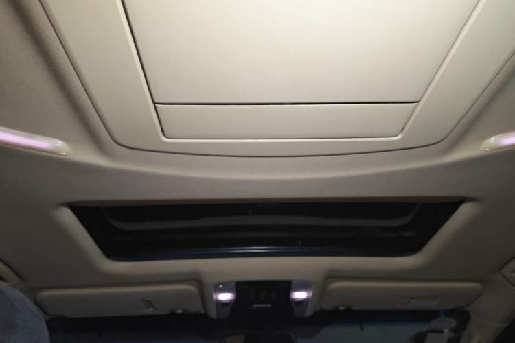 Used Toyota Alphard 2015 3.5L Luxury Edition Headliner