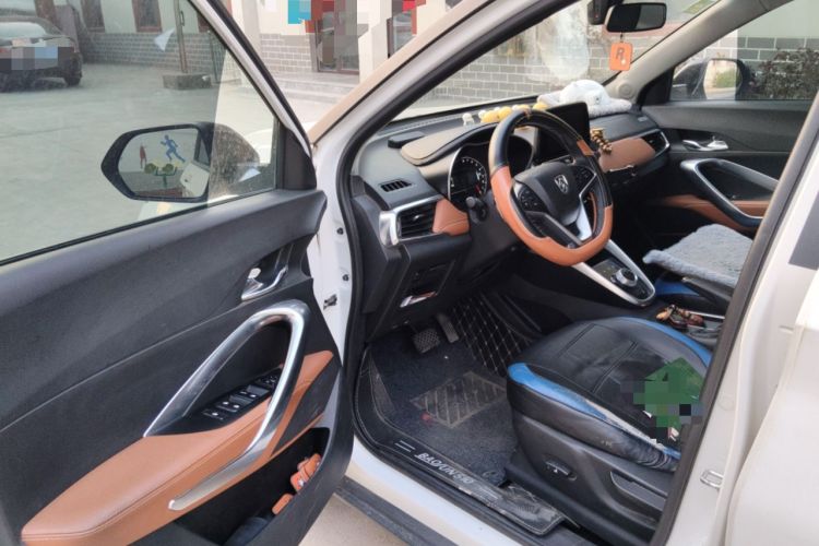 Used Baojun 510 2017 1.5L Automatic Luxury Model Driver Seat