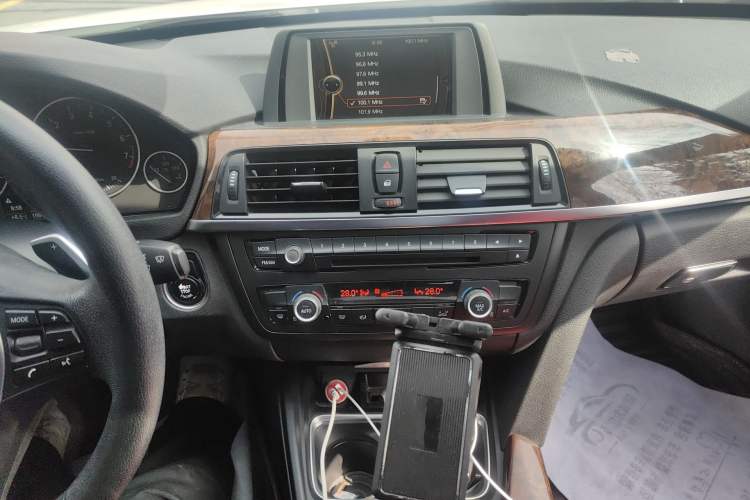 Used BMW 3 Series 2013 328Li Luxury Design Package Audio And AC Panel