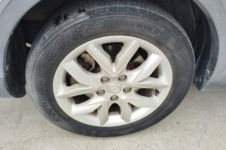 Used JAC Refine S3 2014 1.5L CVT Luxury Smart Model