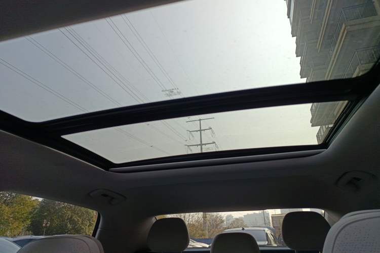 Used Lynk & Co 07 2024 EM-P 126 Long-Range Halo
