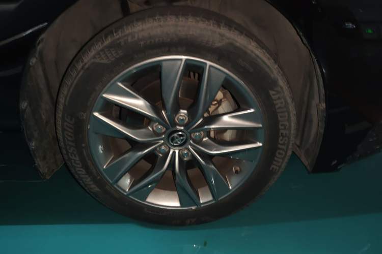 Used Toyota Avalon 2019 2.5L Ambition Version China VI Standard