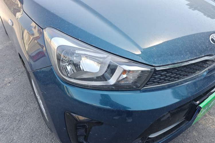 Used Kia Pegas 2017 1.4L Manual Fashion Edition Smart Right Front Headlight