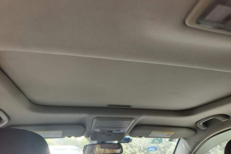 Used Opel Antara 2012 2.4L 4x4 Luxury Edition
