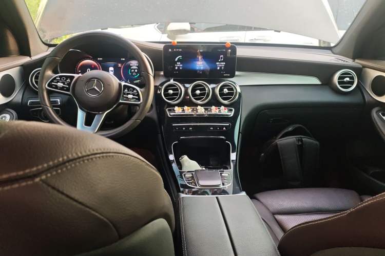 Used Mercedes-Benz GLC 2020 Facelifted GLC 260 L 4MATIC Dynamic Edition