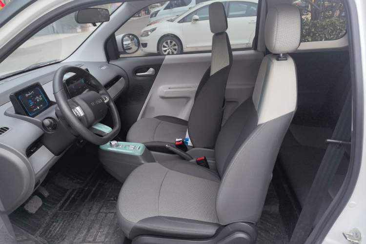 Used CHANGAN NEVO Lumin 2023 205km Xiangqin Version
