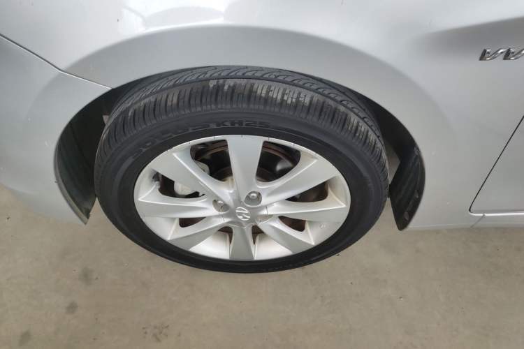 Used Hyundai Verna (older generation) 2014 1.4L Manual Top-Tier Model TOP
