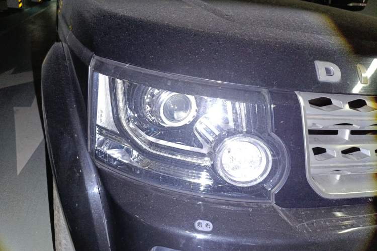 Used Land Rover Discovery 2014 3.0 SC V6 SE