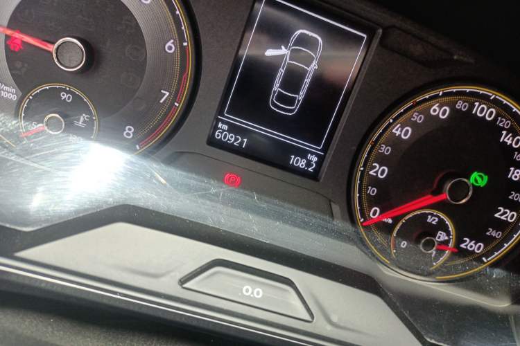 Used Volkswagen Lavida 2019 280TSI DSG Comfort Edition China VI standard Odometer Close Up