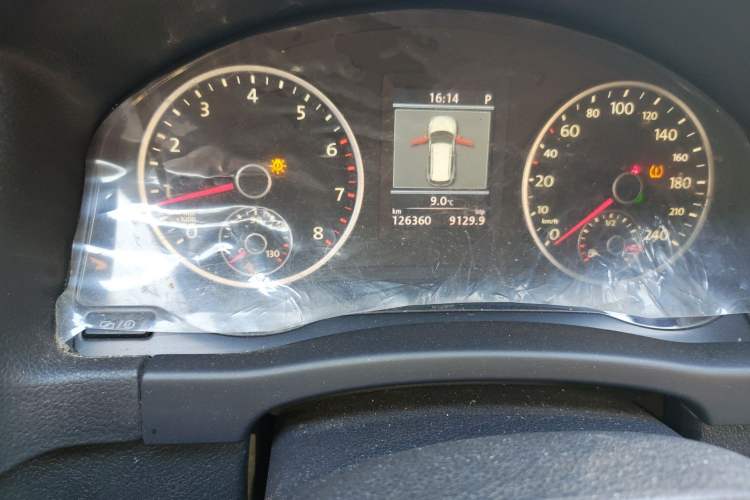 Used Volkswagen Tiguan 2013 1.8 TSI Automatic Two-Wheel Drive Comfort Edition Odometer Close Up