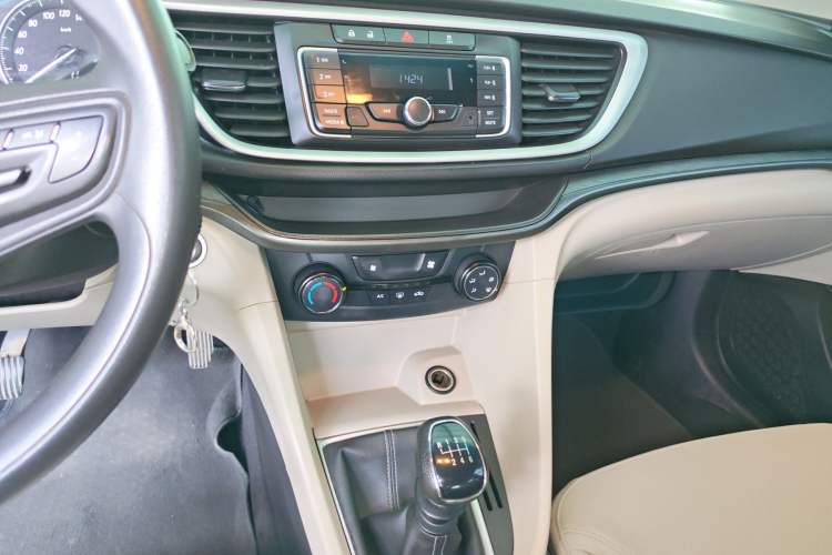 Used Buick GT 2018 15T Manual Entry-Level Version China V Standard
