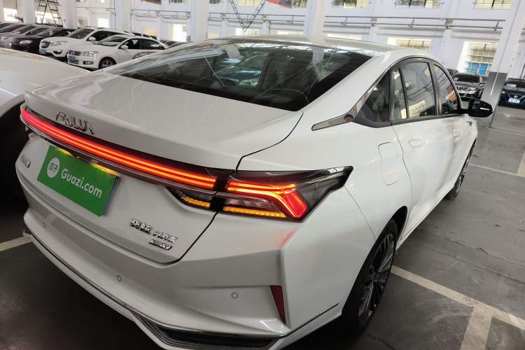 Used Dongfeng Aeolus Yixuan MAX 2023 1.5T Super-Powered Dad Edition