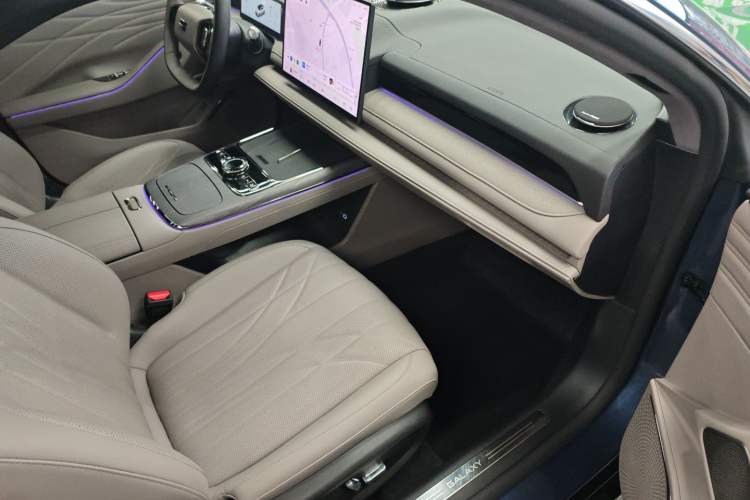 Used Geely Galaxy 8 2025 130km EM-P Starship Edition Right Front Seat