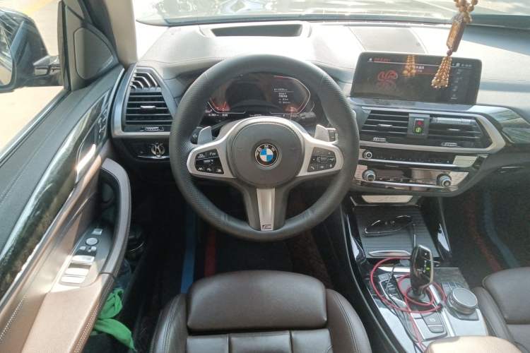 Used BMW X3 2020 xDrive30i Luxury Model with M Sport Package Steering Wheel