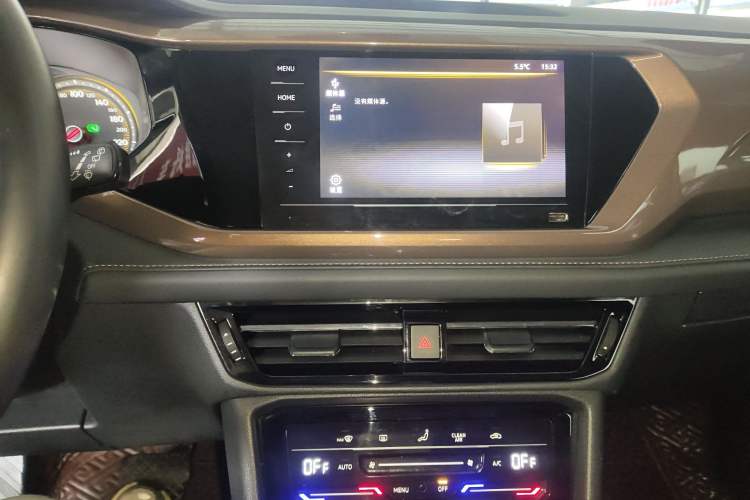 Used Volkswagen Tharu 2021 280TSI Two-Wheel Drive Comfort Edition
