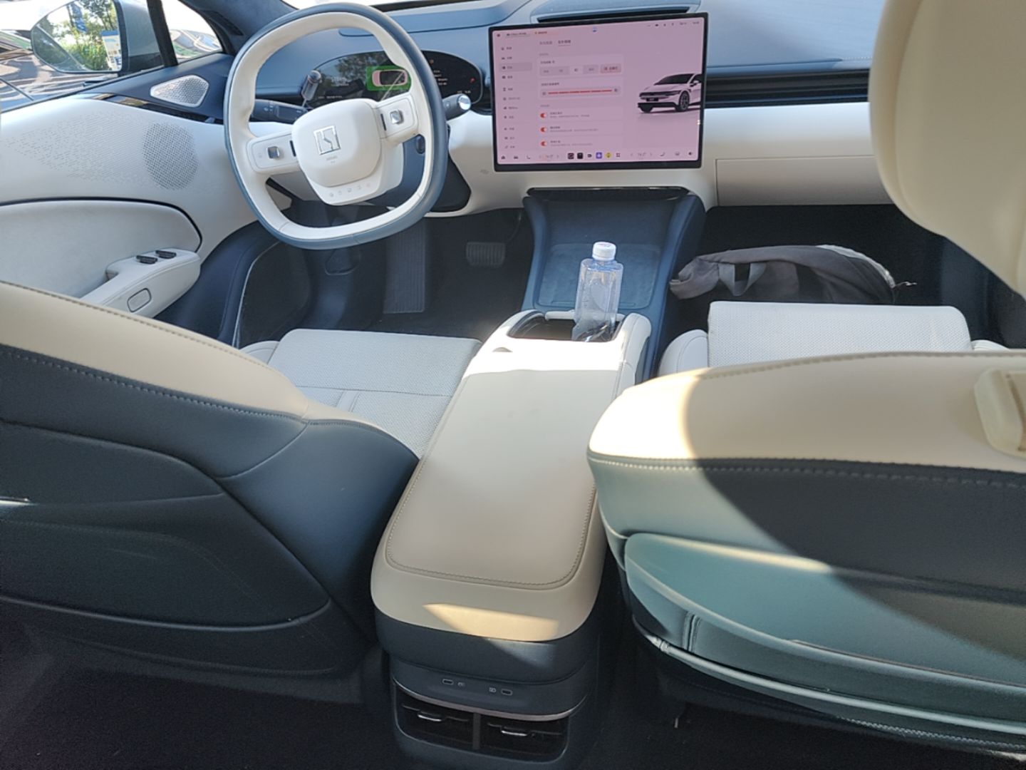 Zeekr 007 2024 Rear-Drive Enhanced Version 75 kWh — снимка 12
