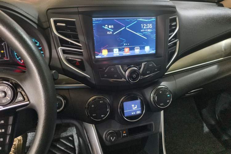 Used BYD Song 2018 1.5TI Manual Smart Connect Enjoyment Model Audio And AC Panel