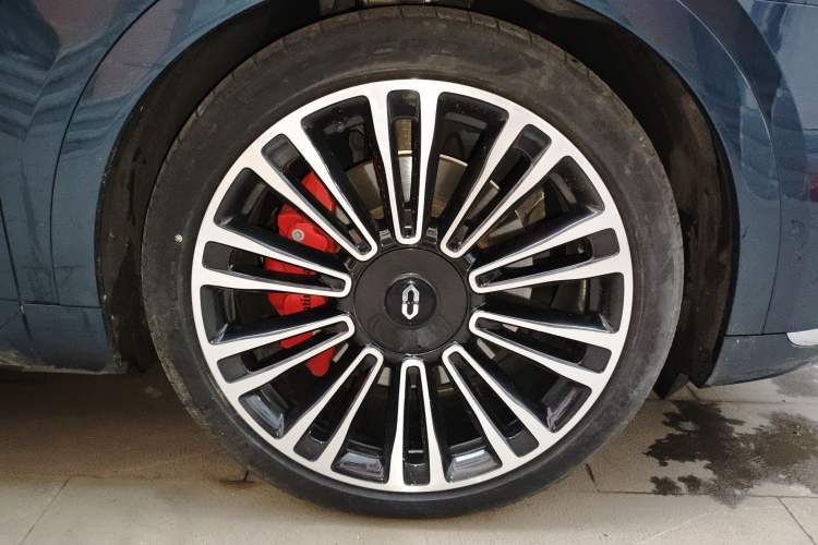 Used Hima AITO M9 2024 Range-Extended Ultra Version 42 kWh 6-Seater Model
