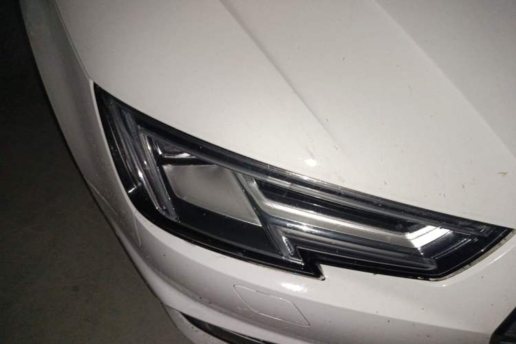 Used Audi A4L 2019 40 TFSI Fashion Edition China VI Emission Standard
