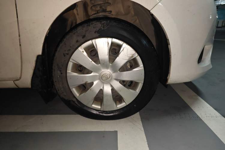 Used Toyota Vios 2016 1.5L Automatic ZhiZhen Xingyao Edition Right Front Wheel Hub