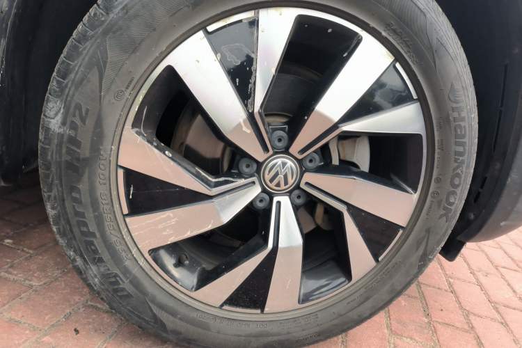 Used Volkswagen Tayron 2019 330TSI Two-Wheel Drive Luxury Model China VI Standard
