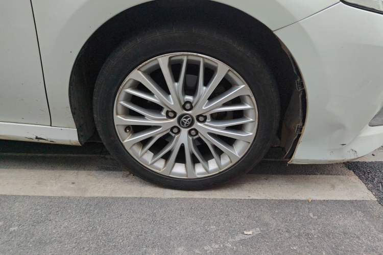 Used Toyota Camry 2019 Revised Version 2.5G Luxury Edition Right Front Wheel Hub