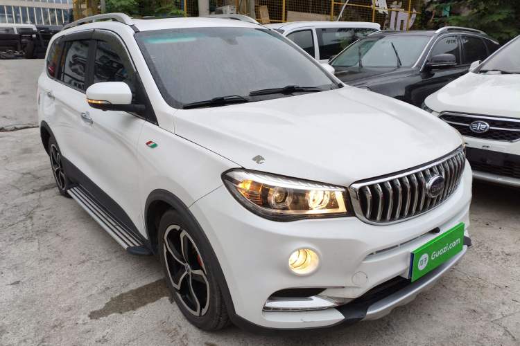 Used SWM X7 2016 1.5T Manual Luxury Edition 7 Seats
