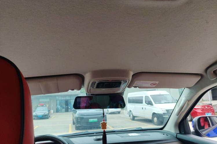 Used JMC Yuhu 9 2019 2.0T Automatic Gasoline Two-Wheel Drive Comfort Edition Headliner