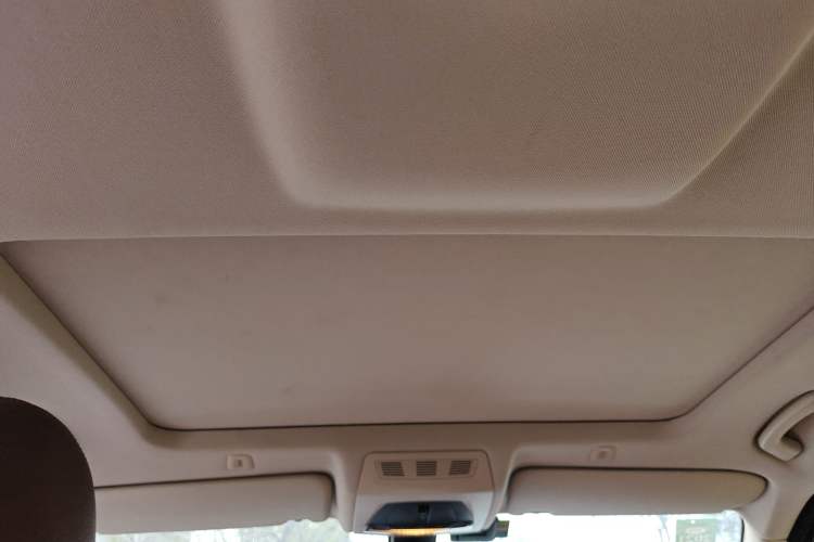 Used BMW 5 Series 2014 525Li Leading Model