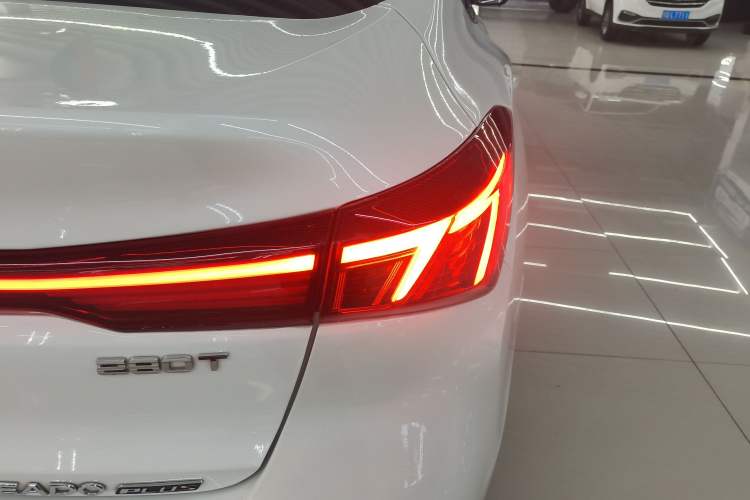 Used Changan Eado 2022 PLUS Blue Whale NE 1.4T GDI DCT Prestige Edition