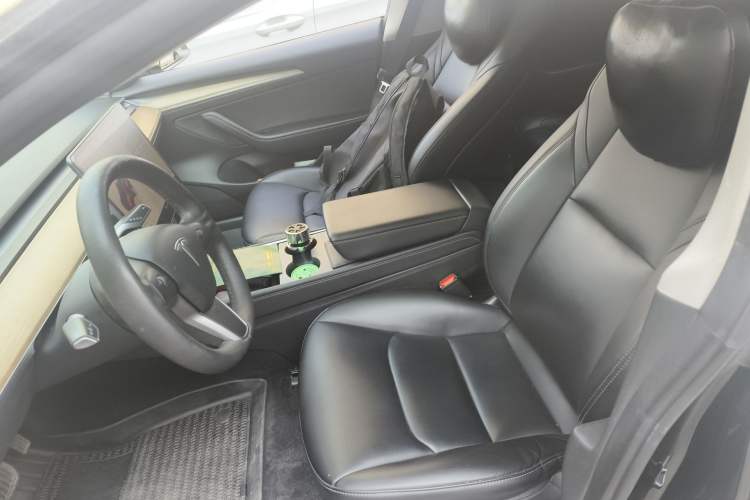 Used Tesla Model 3 2022 Rear-Wheel-Drive Version
