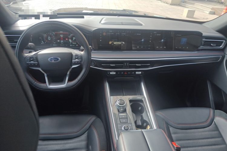 Used Ford Explorer 2023 EcoBoost 285 4x4 ST-LINE 7-Seater Center Console