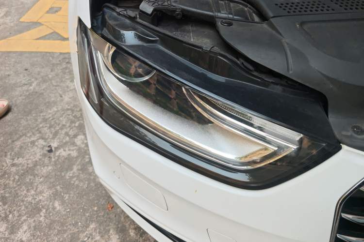 Used Audi A4L 2016 35 TFSI Collection Edition S line Comfort Model Right Front Headlight