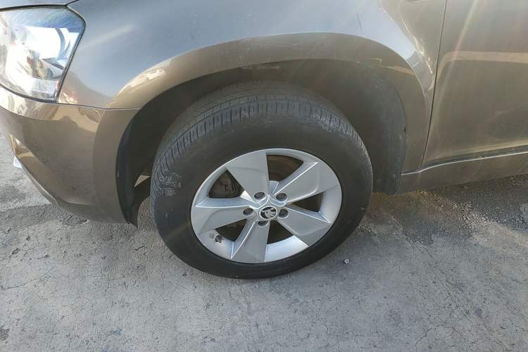 Used Skoda Yeti 2017 TSI280 DSG Advanced Edition
