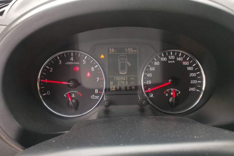 Used Dongfeng Fengdu MX6 2015 2.0L CVT 4x4 Dream Edition Instrument Cluster