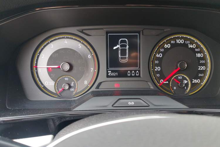 Used Volkswagen Lavida 2018 1.5L Automatic Comfort Edition China V Standard Odometer Close Up