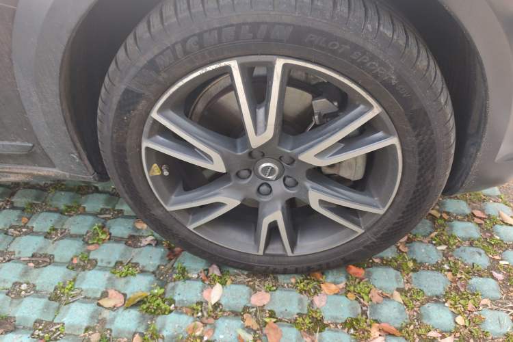 Used Volvo V90 2017 Cross Country T5 AWD Prestige Edition
