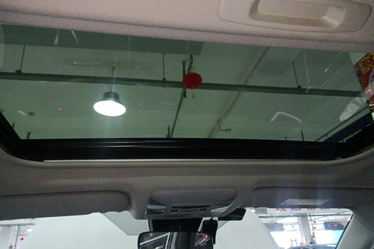 Used Toyota RAV4 2022 Dual-Engine 2.5L E-CVT Four-Wheel Drive Elite Plus Edition
