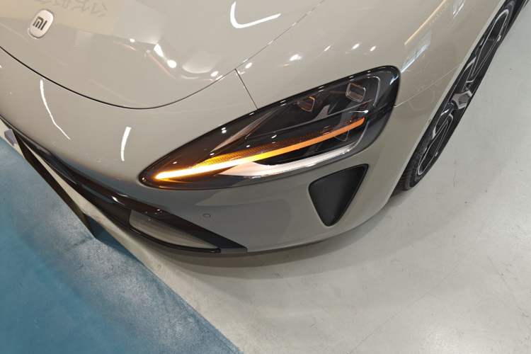 Used Xiaomi Auto SU7 2024 Four-Wheel Drive Ultra-Long Range Advanced Intelligent Driving Max Edition