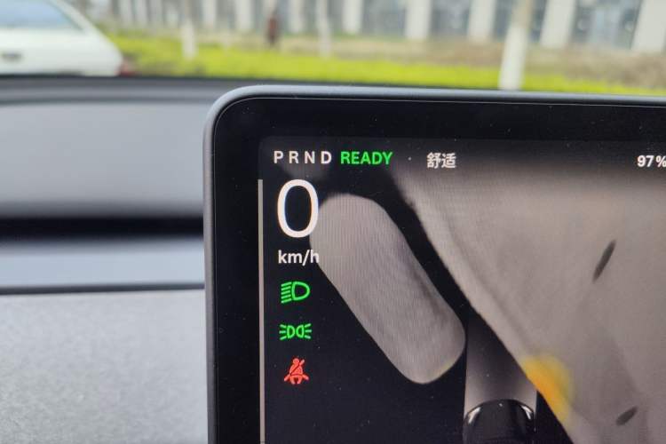 Used Tesla Model Y 2023 Rear-Wheel-Drive Version
