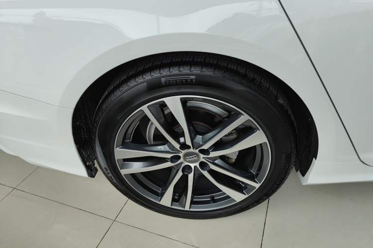 Used Audi A6L 2019 40 TFSI Luxury Dynamic Model
