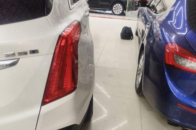 Used Cadillac XT5 2018 25T Luxury Model