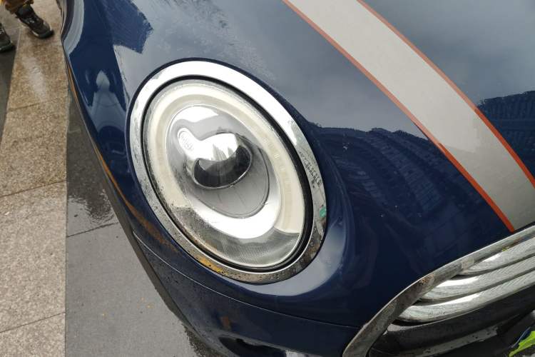 Used MINI MINI 2018 1.5T COOPER Color Edition Five-Door Model
