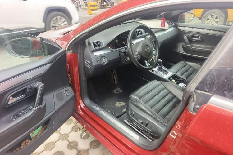 Used Volkswagen FAW-Volkswagen CC 2013 1.8TSI Prestige Model
