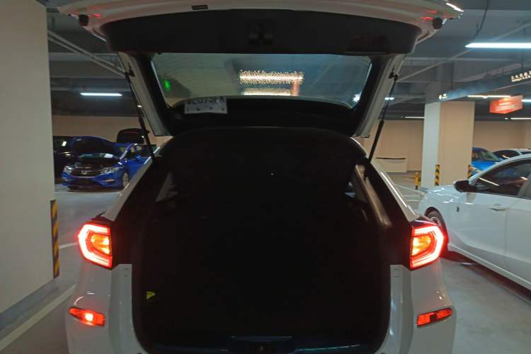 Used Honda Avancier 2019 240TURBO Two-Wheel Drive Comfort Version Trunk