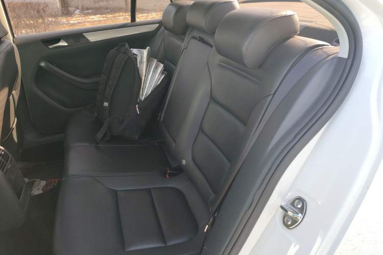 Used Volkswagen Sagitar 2014 Revised Version 1.4TSI Automatic Luxury Edition